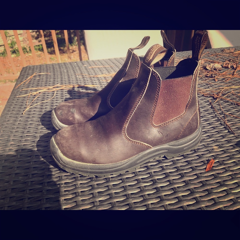 Blundstone Boots size 6.5 AUS or size 9 women’s US